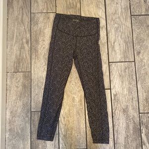 Athleta Ultimate Stash Textured legging XS